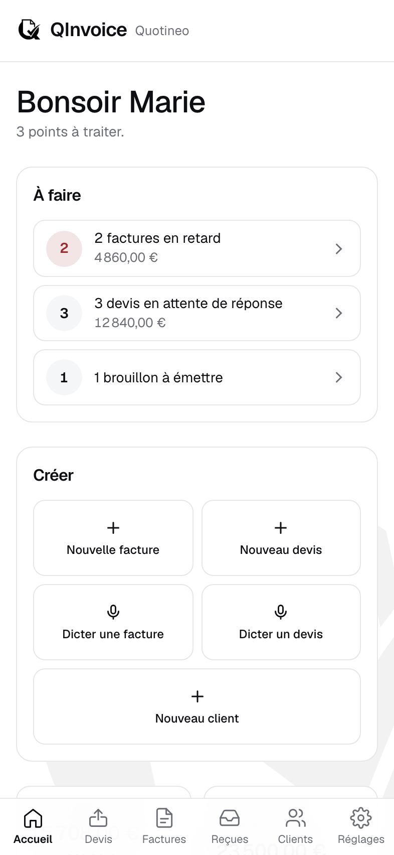 Le tableau de bord de QInvoice sur téléphone, avec les actions à faire et les raccourcis de création